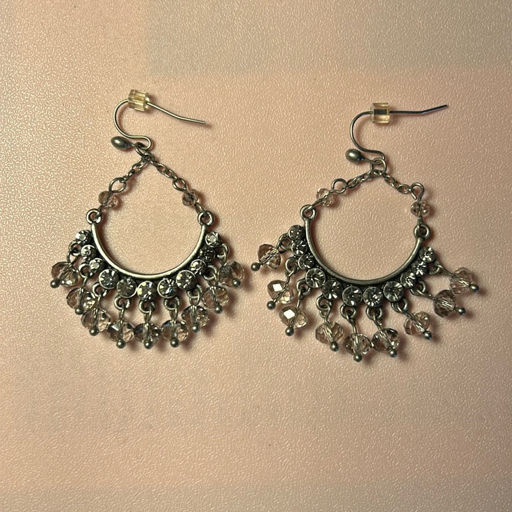 Loft ( sparkly/ Chrystal) Earrings